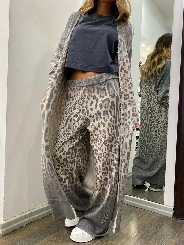 LP | Cardigan con stampa leopardo e pantaloni