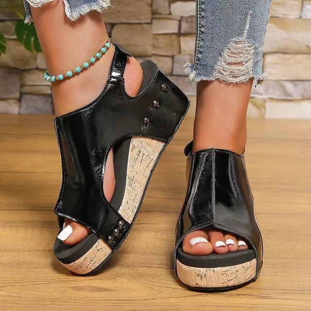 LP | Sandali con zeppa chic