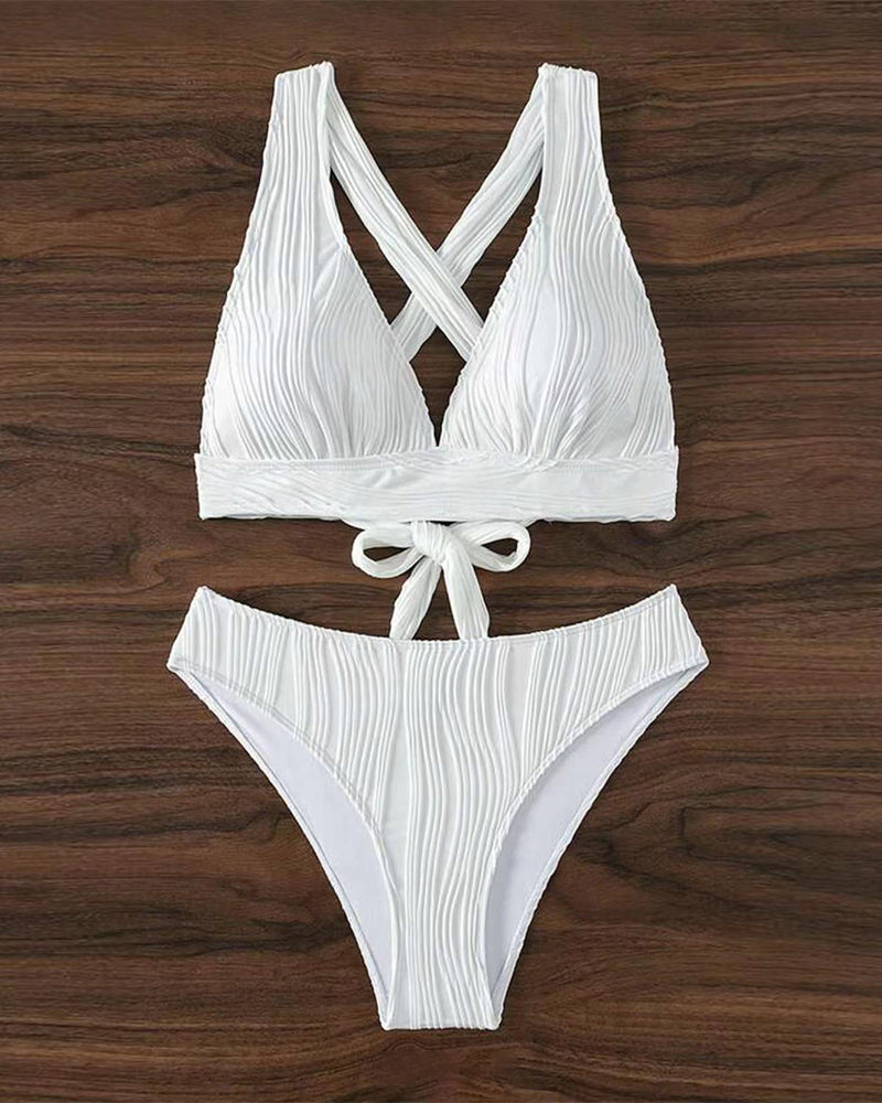 LP | Bikini sexy monocolore con profondo scollo a V