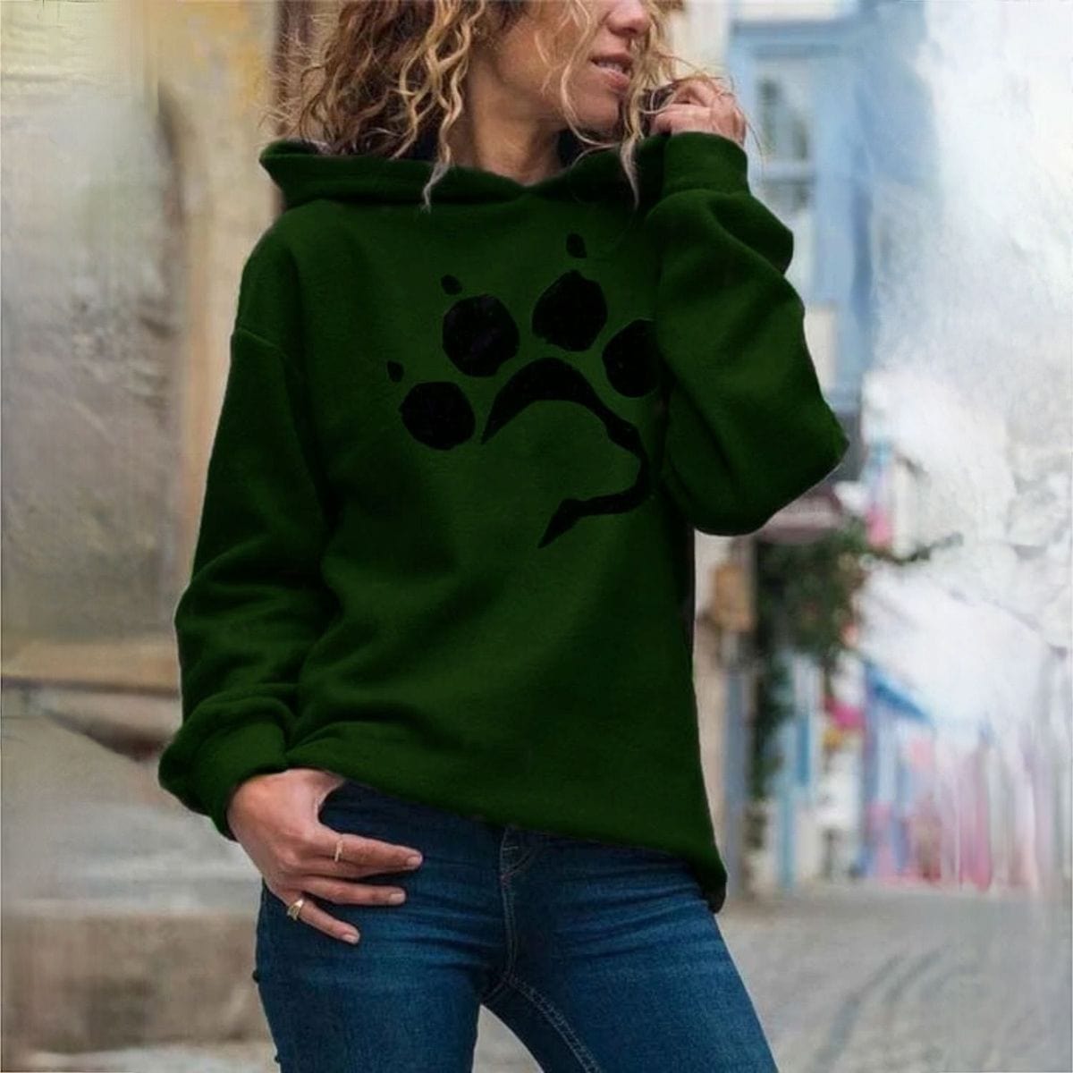 LP | Felpa verde con cappuccio e impronta di zampa