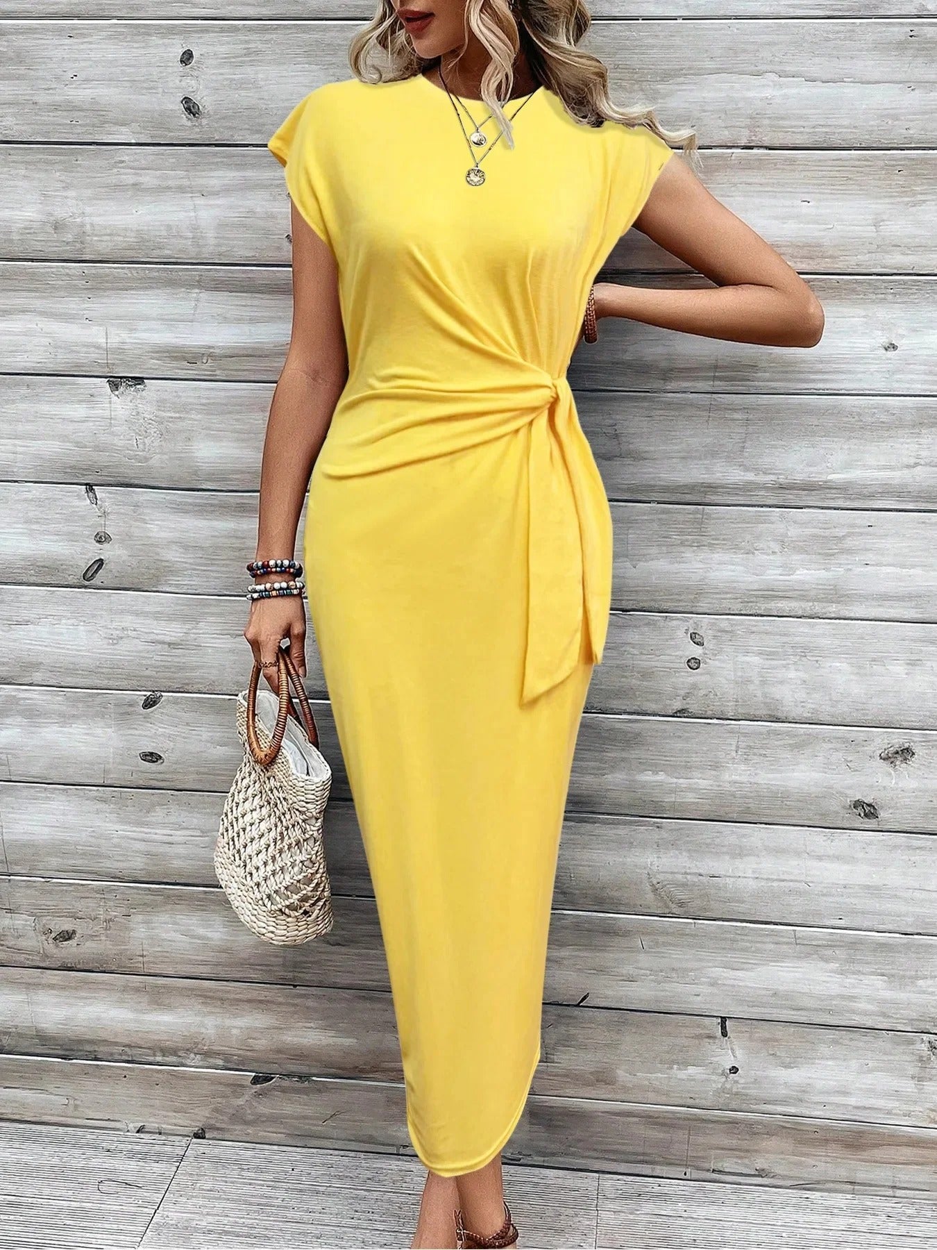 LP | Maxi abito casual con scollo rotondo da annodare sul davanti