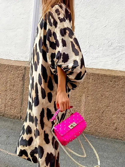 LP | Abito midi con stampa leopardata e maniche a tre quarti