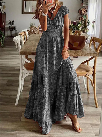 LP | Abito grande con scollo a V smocked e maniche corte