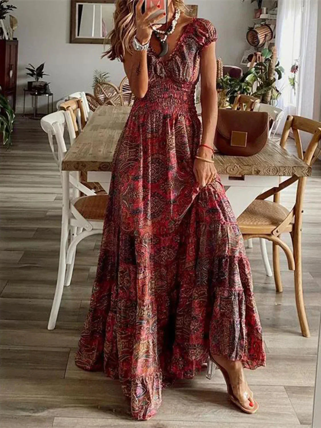 LP | Abito grande con scollo a V smocked e maniche corte