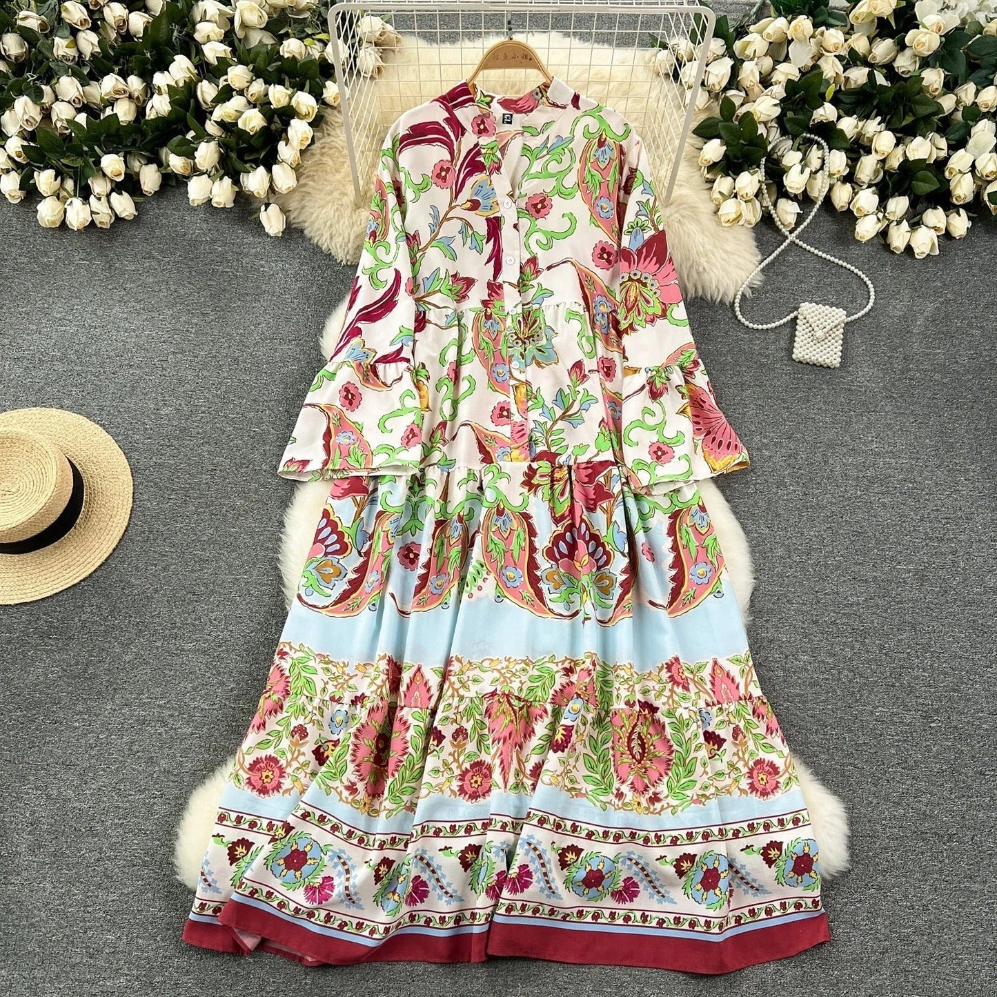 LP | Abito lungo vintage stampato con scollo a V e maniche svasate